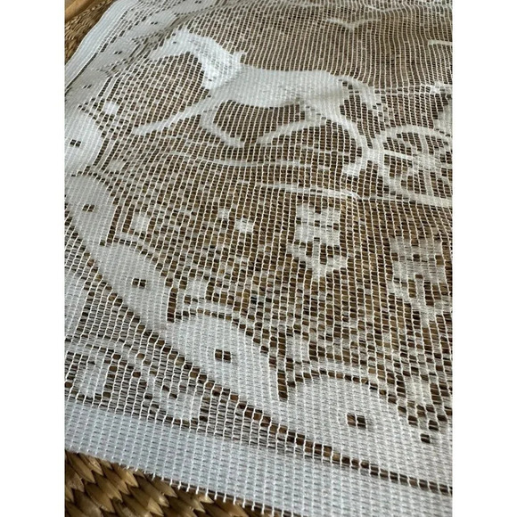 Vintage Table topper lace woven Amish buggie fabric - Picture 6 of 6